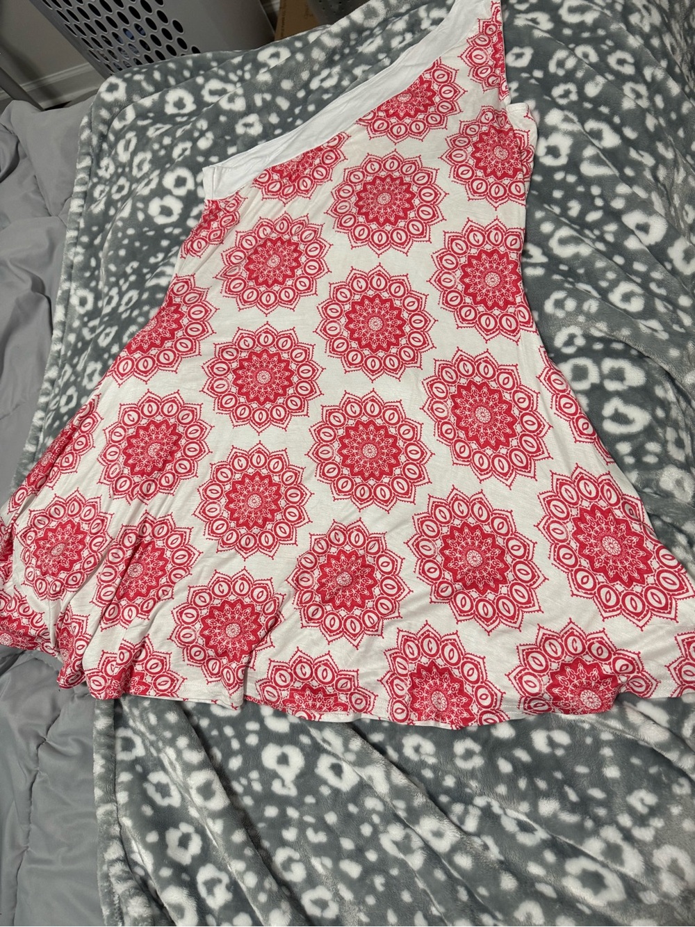 VENUS White dress with red Mandala Pattern